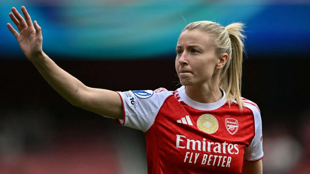 Chwila oddechu od futbolu: Leah Williamson regeneruje siły na Ibizie