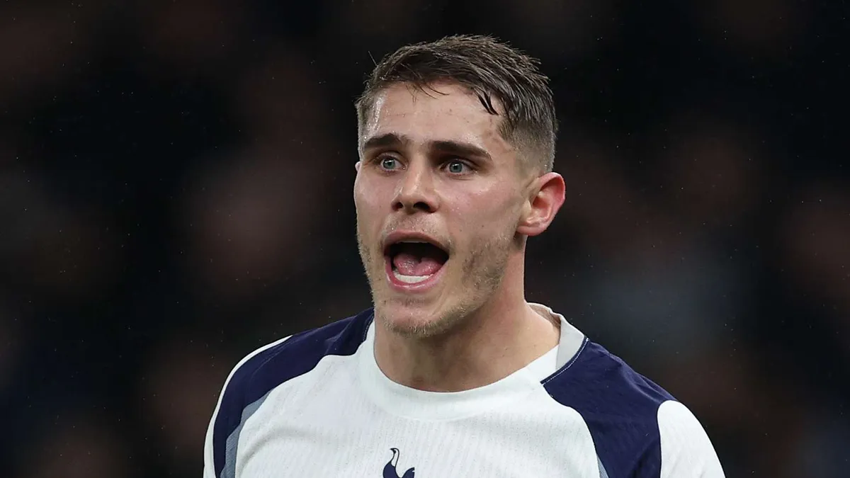 Najlepszy obrońca świata z Tottenhamu na celowniku gigantów! Letnie pożegnanie nieuniknione?
