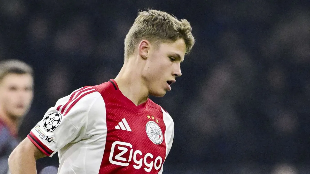 Wielki talent z Amsterdamu na St James' Park. Newcastle United sfinalizowało transfer Seana Steura