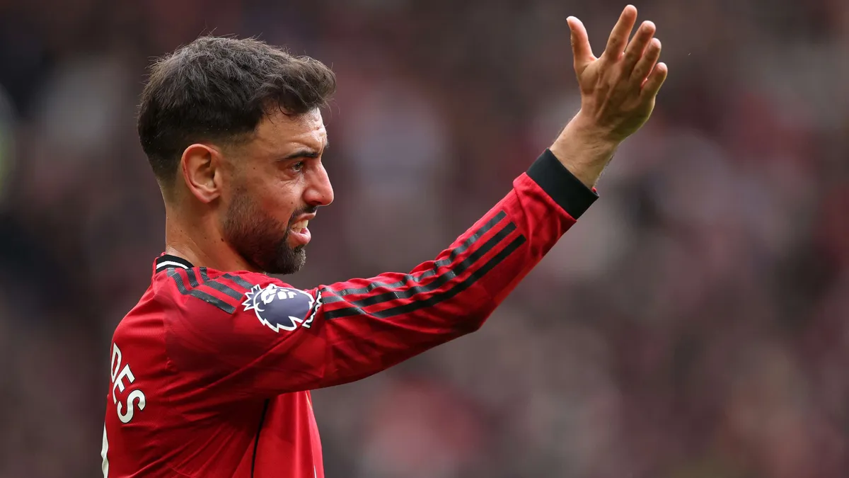 Fernandes rzuca wyzwanie Ronaldo i Rooneyowi: 'Chcę wszystkich ich trofeów!'