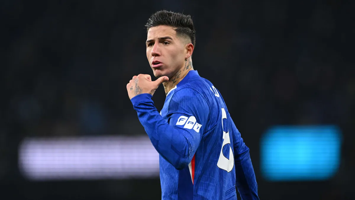 Zawodnicy Chelsea błagają Roseniora: Zdejmij bana z Enzo przed hitowym starciem z City!