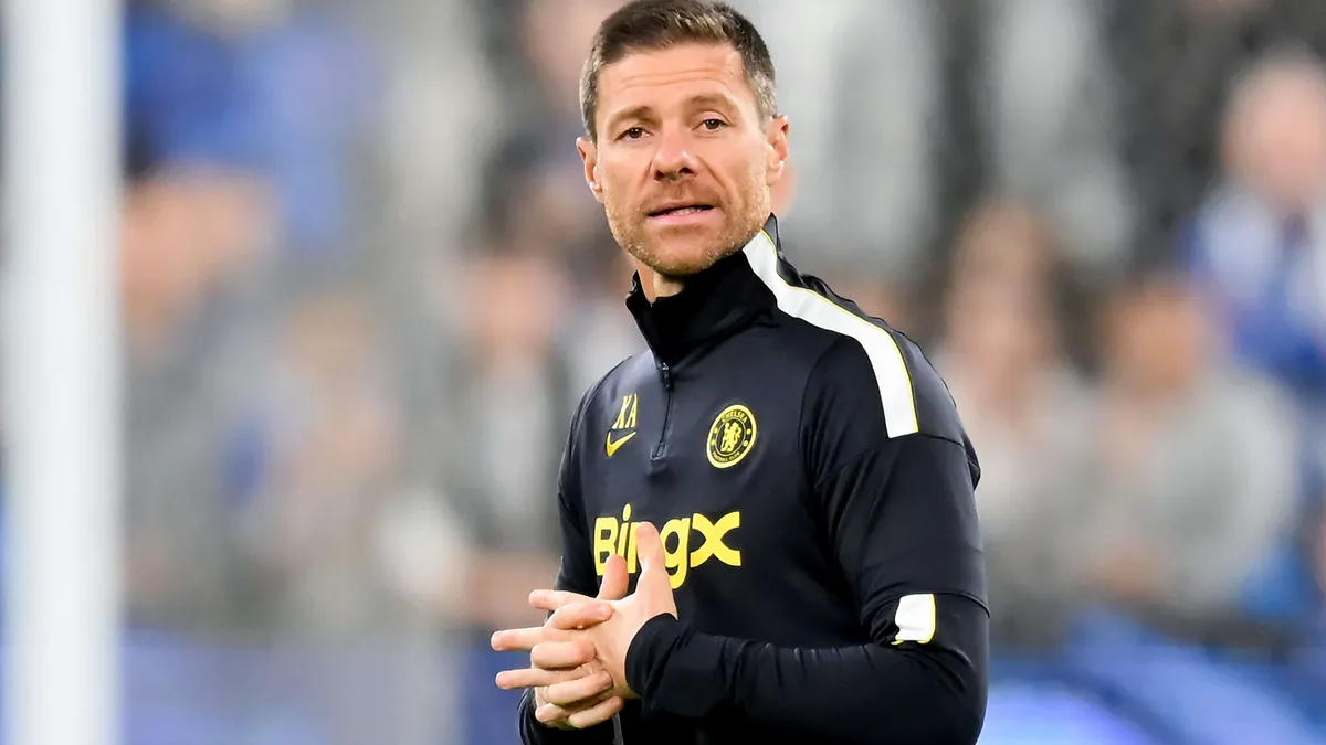 Alonso zapowiada kadrową rewolucję w Chelsea. „Mamy plan na Rogersa i Palmera”