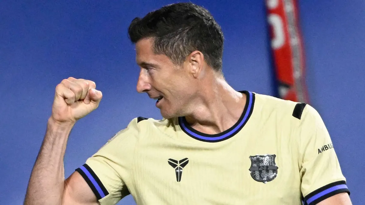 Lewandowski rzuca wyzwanie Barcie: Celujemy w 100 punktów jak Vilanova i Mourinho!