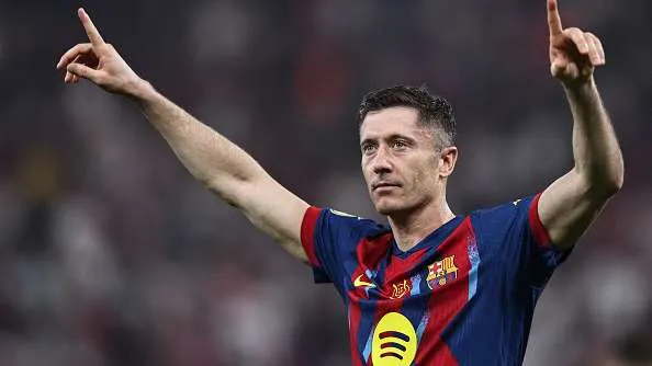 Lewandowski odrzucił fortunę z Arabii Saudyjskiej! Kulisy transferu do MLS