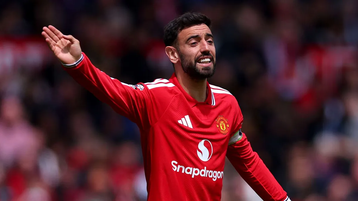 Dominacja Manchesteru: Bruno Fernandes i Nico O'Reilly z prestiżowymi nagrodami Premier League