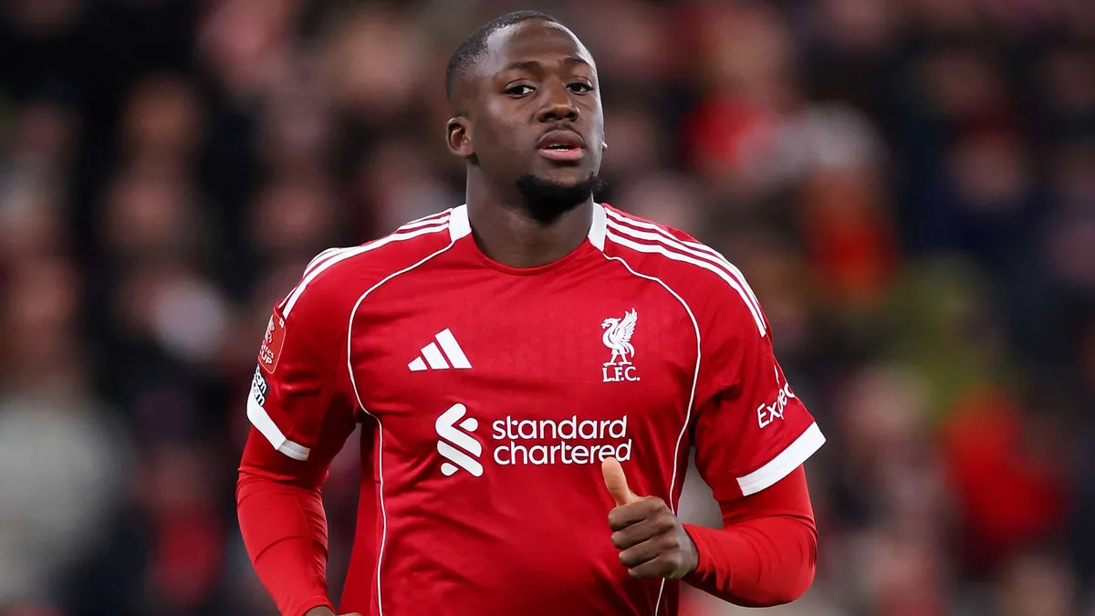 Real Madryt rezygnuje z Konaté? Liverpool zyskuje oddech w kluczowych negocjacjach