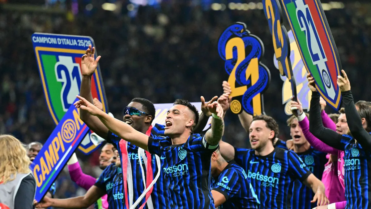 Inter mistrzem Serie A z trzech kolejek zapasu! Thuram i Mkhitaryan świętują 21. Scudetto na San Siro