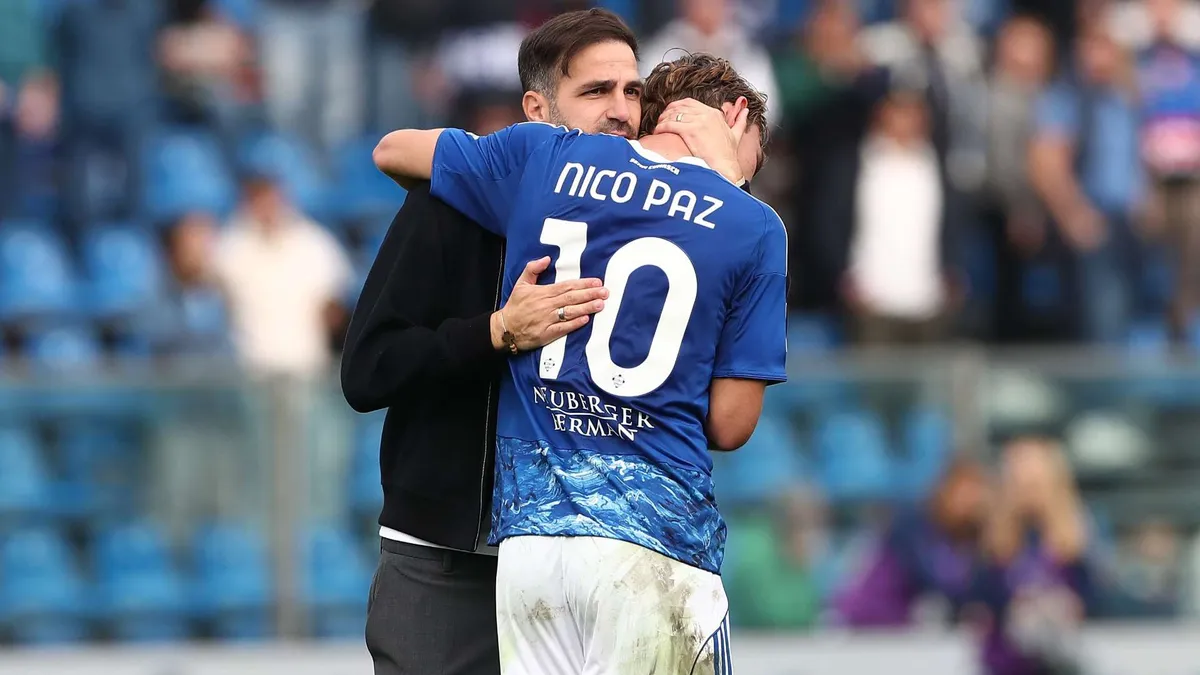 Fabregas poluje na kolejny diament z La Fábrica! Como celuje w Yaneza z Realu