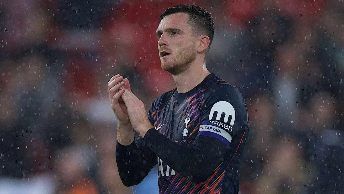 Wzruszający powrót na Anfield. Andy Robertson uhonorowany przez fanów Liverpoolu