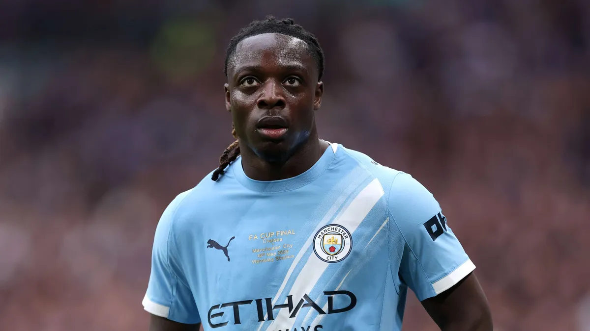 Kłopoty na starcie ery Mareski. Jeremy Doku kontuzjowany przed inauguracją Premier League
