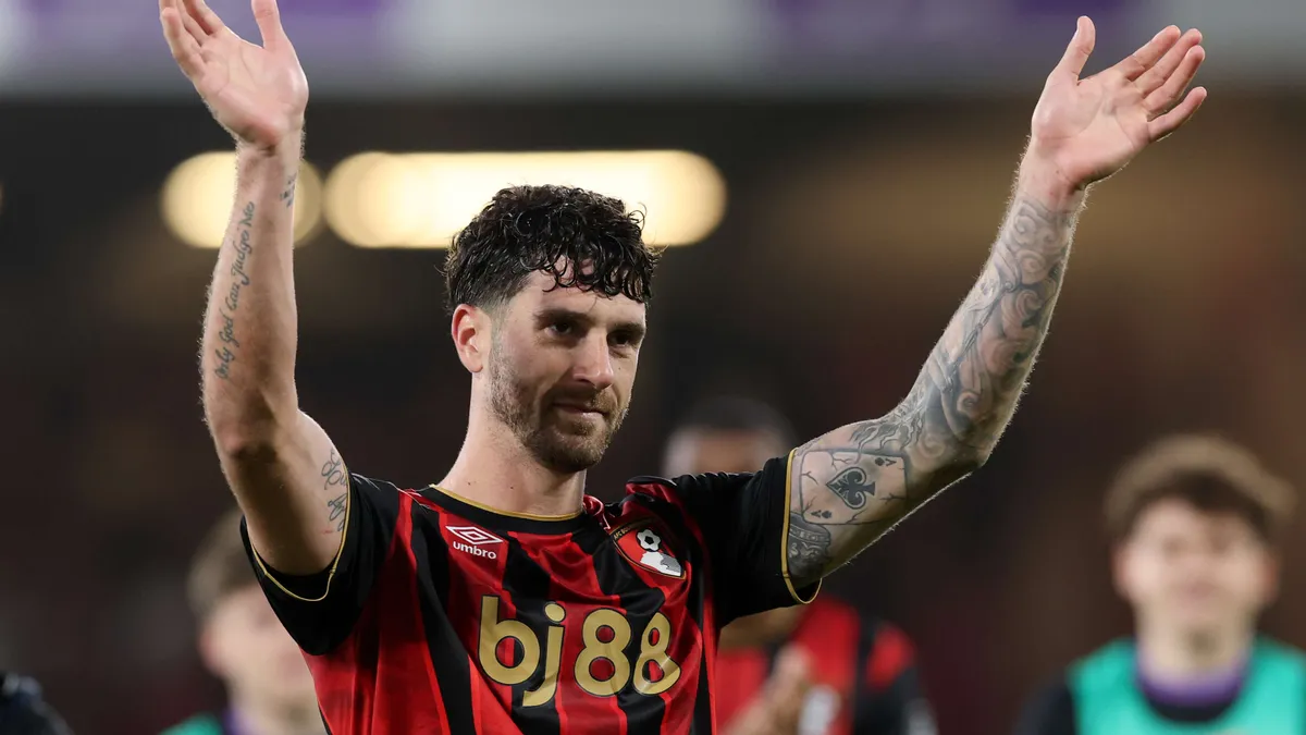 Wielki transfer w Premier League: Marcos Senesi wzmacnia Tottenham!