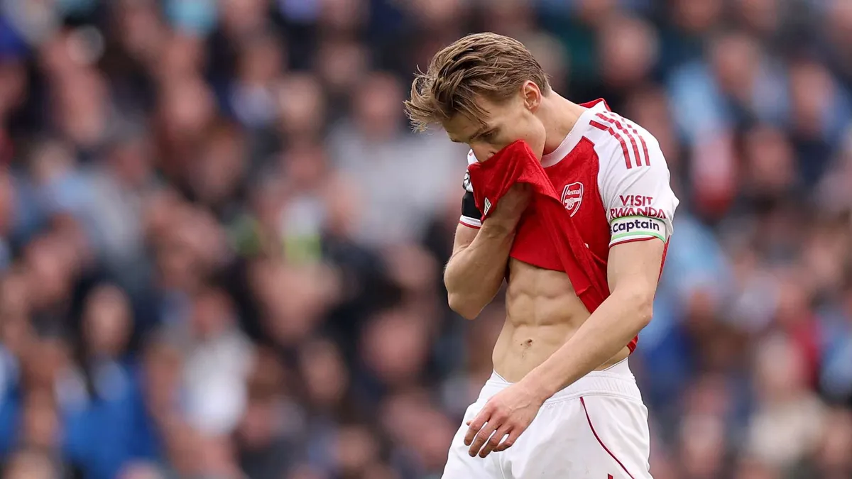 Kontuzja kolana kapitana Arsenalu! Dlaczego Ødegaard opuścił hit z Fulham?