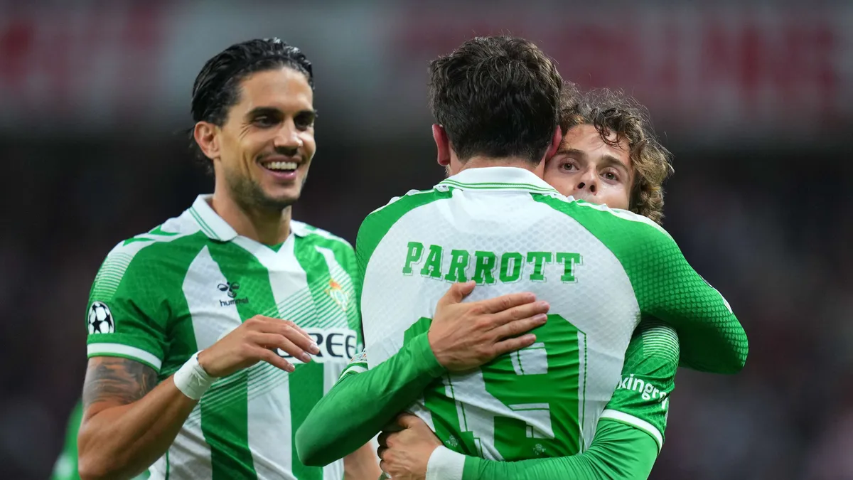 Magiczny wieczór w Lidze Mistrzów: Troy Parrott bohaterem Realu Betis w starciu z Lille!