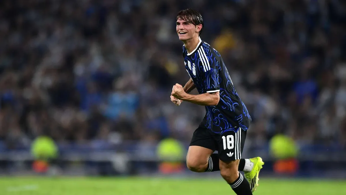 Messi oniemiały! Paz czaruje wolnym i kradnie show w La Bombonerze