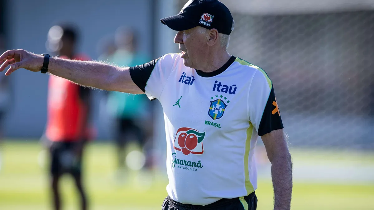 Włoski spokój w Kraju Kawy. Alisson zdradza, jak Ancelotti odmienił Brazylię