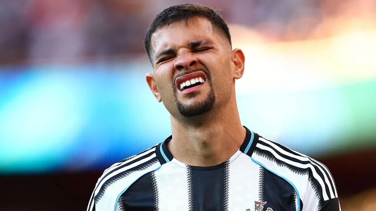 Bruno Guimaraes w Arsenalu: Wielki transfer wstrzymany przez biurokrację