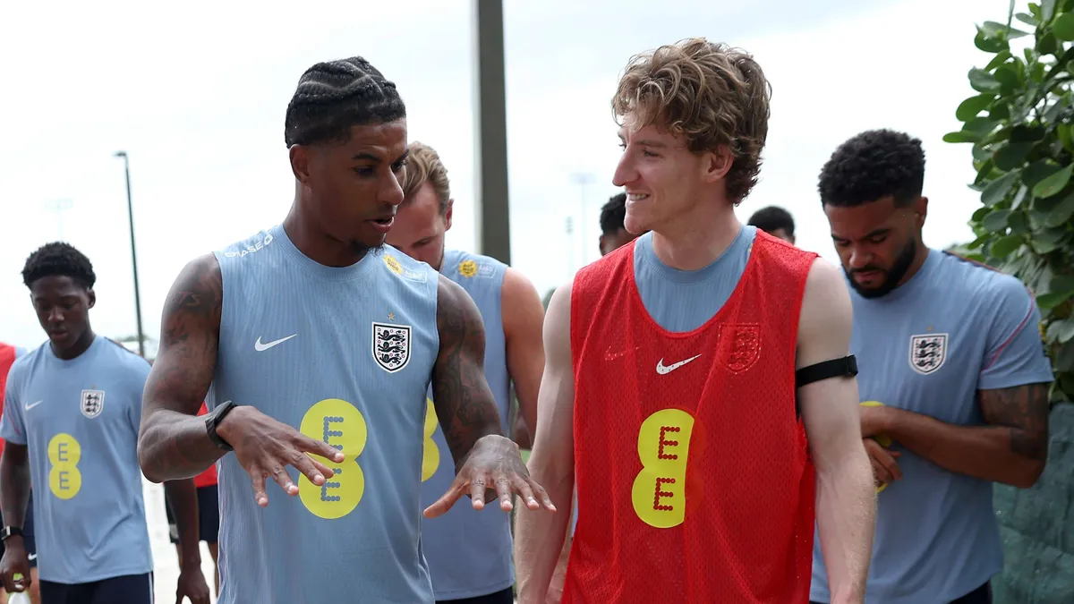 Zaskakujący transfer Gordona do Barcelony. Rashford w roli mentora