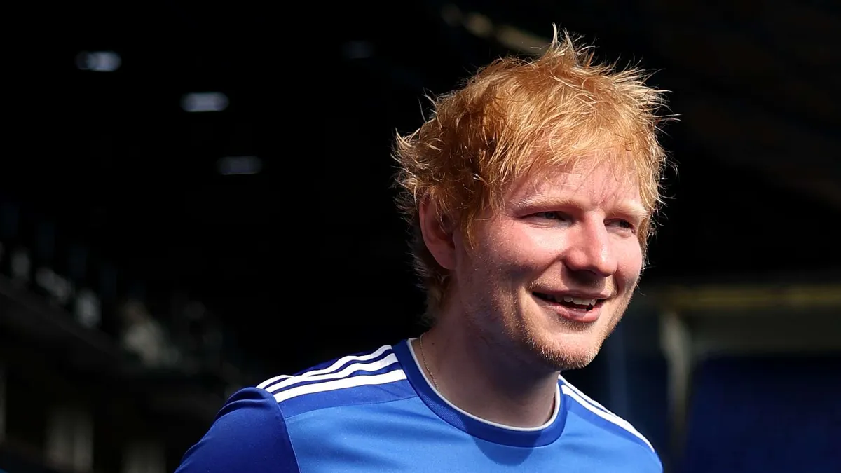 Muzyczne wsparcie przed ćwierćfinałem. Ed Sheeran zagrał dla kadry Anglii