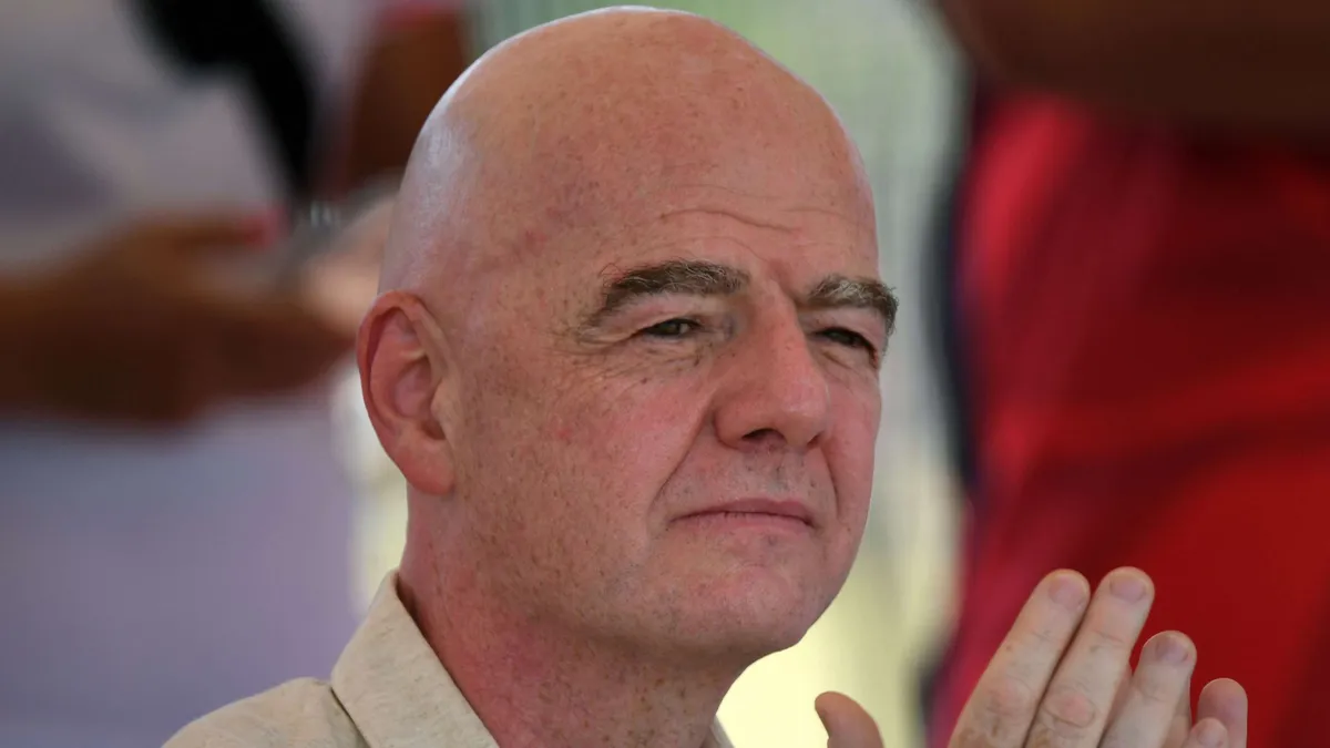 Wielka wojna w strukturach FIFA. Infantino pod presją, by unikać wystąpień publicznych