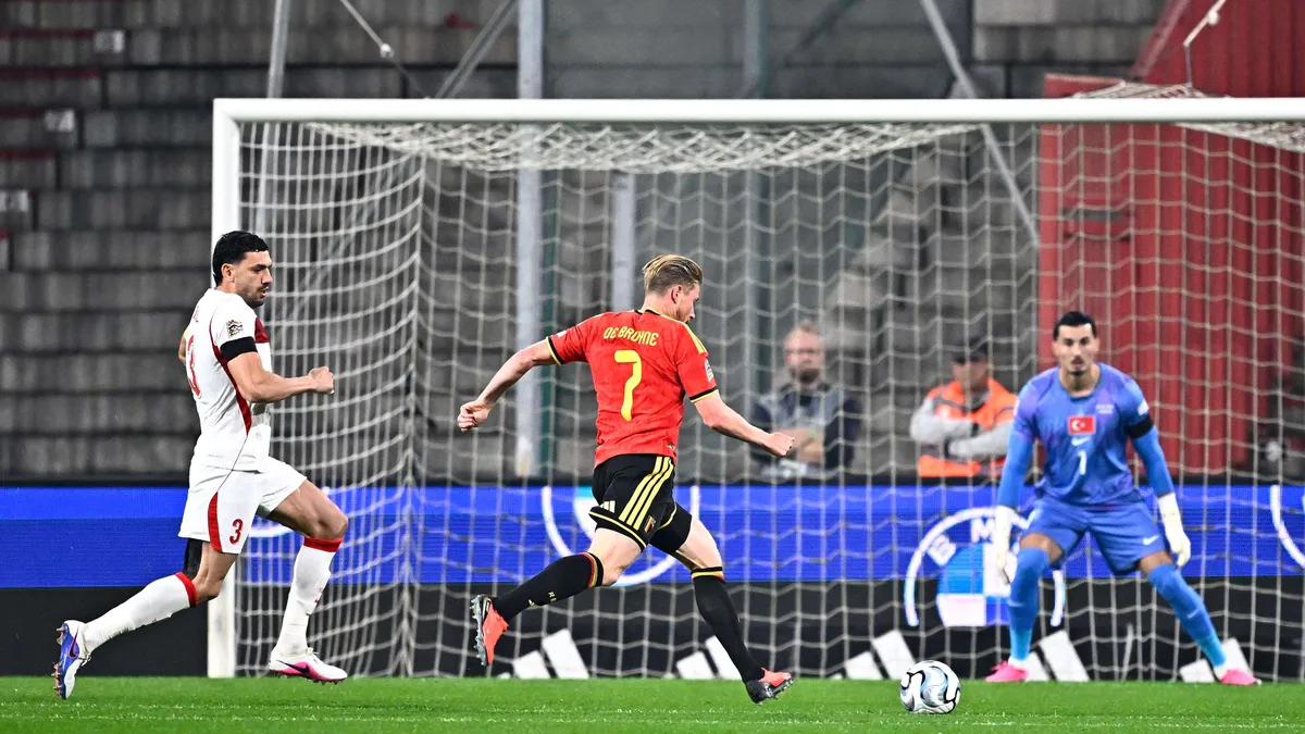 De Bruyne z dubletem i jubileuszowym golem. Belgia pewnie ograła Turcję