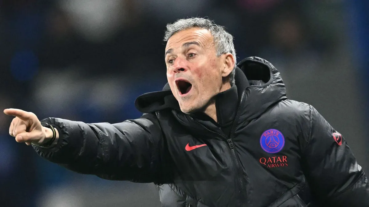 Luis Enrique stawia sprawę jasno: 'Jestem szczęśliwy w PSG!' mimo zalotów United