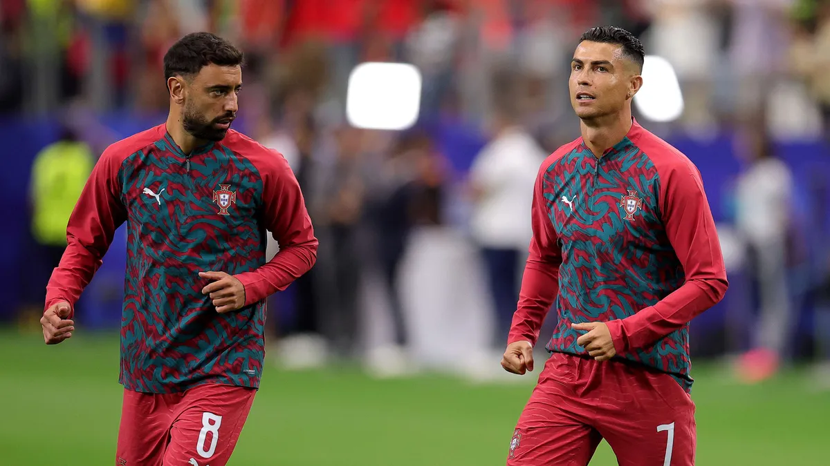 Fernandes staje w obronie Ronaldo: „Zawsze będzie największą ikoną”